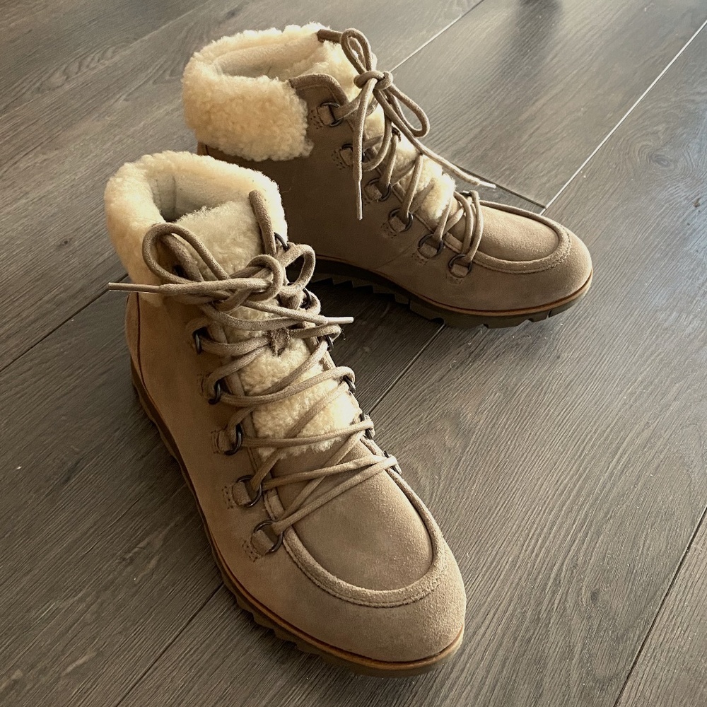 Sorel Harlow LACE COZY Boots in Ash Brown- New